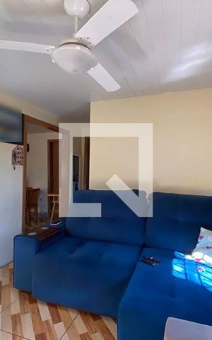 Casa à venda com 120m², 2 quartos e 2 vagasSala