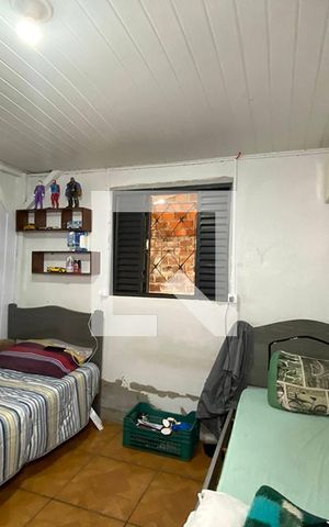 Casa à venda com 120m², 2 quartos e 2 vagasQuarto 2 