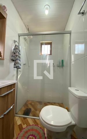 Casa à venda com 120m², 2 quartos e 2 vagasBanheiro