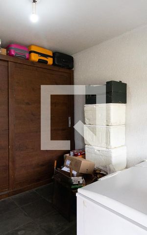 Casa à venda com 702m², 5 quartos e 5 vagasQuarto 2 - Suíte