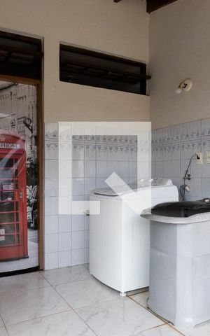 Casa à venda com 702m², 5 quartos e 5 vagasÁrea de Serviço