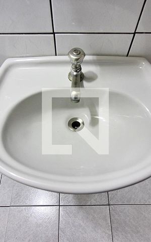 Casa à venda com 277m², 3 quartos e 4 vagasBanheiro de serviço