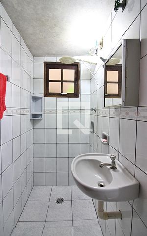 Casa à venda com 277m², 3 quartos e 4 vagasBanheiro de serviço