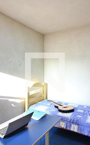 Casa à venda com 277m², 3 quartos e 4 vagasQuarto 2