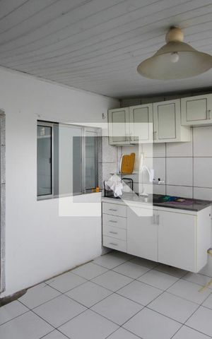 Casa à venda com 132m², 2 quartos e 1 vaga Casa à venda com 132m², 2 quartos e 1 vagaCozinha
