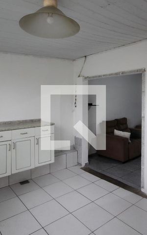 Casa à venda com 132m², 2 quartos e 1 vaga Casa à venda com 132m², 2 quartos e 1 vagaCozinha