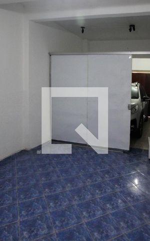 Casa à venda com 132m², 2 quartos e 1 vaga Casa à venda com 132m², 2 quartos e 1 vagaGaragem