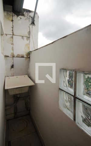 Casa à venda com 132m², 2 quartos e 1 vaga Casa à venda com 132m², 2 quartos e 1 vagaÁrea de Serviço