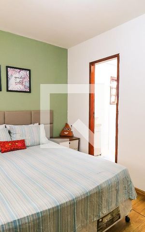 Casa à venda com 125m², 3 quartos e 3 vagas Casa à venda com 125m², 3 quartos e 3 vagasSuíte