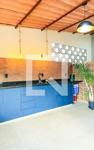 Casa à venda com 125m², 3 quartos e 3 vagas Casa à venda com 125m², 3 quartos e 3 vagasChurrasqueira