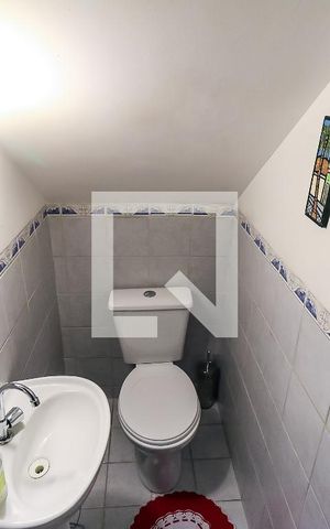 Casa à venda com 125m², 3 quartos e 3 vagas Casa à venda com 125m², 3 quartos e 3 vagasLavabo