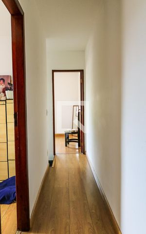 Casa à venda com 125m², 3 quartos e 3 vagas Casa à venda com 125m², 3 quartos e 3 vagasCorredor