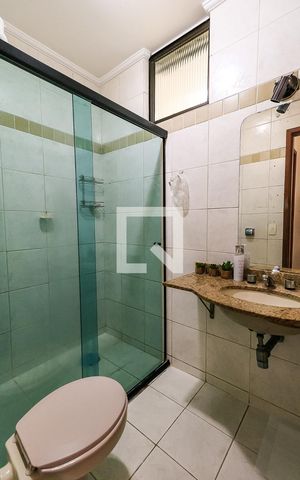Casa à venda com 125m², 3 quartos e 3 vagas Casa à venda com 125m², 3 quartos e 3 vagasBanheiro
