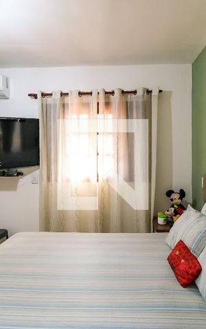 Casa à venda com 125m², 3 quartos e 3 vagas Casa à venda com 125m², 3 quartos e 3 vagasSuíte