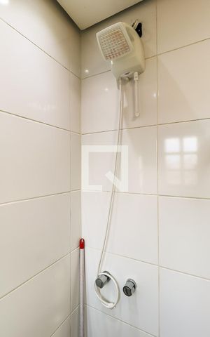 Casa à venda com 125m², 3 quartos e 3 vagas Casa à venda com 125m², 3 quartos e 3 vagasBanheiro da Suíte