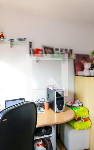 Casa à venda com 125m², 3 quartos e 3 vagas Casa à venda com 125m², 3 quartos e 3 vagasQuarto 1