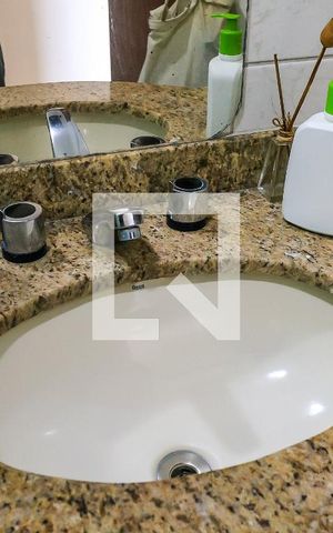Casa à venda com 125m², 3 quartos e 3 vagas Casa à venda com 125m², 3 quartos e 3 vagasBanheiro