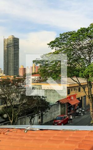Casa à venda com 125m², 3 quartos e 3 vagas Casa à venda com 125m², 3 quartos e 3 vagasVista do Quarto 2
