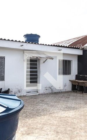 Casa à venda com 401m², 4 quartos e 4 vagas Casa à venda com 401m², 4 quartos e 4 vagasÁrea comum