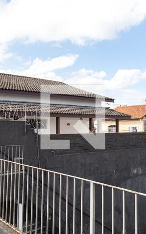 Casa à venda com 401m², 4 quartos e 4 vagas Casa à venda com 401m², 4 quartos e 4 vagasÁrea comum