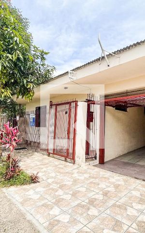 Casa à venda com 180m², 6 quartos e 2 vagasFachada