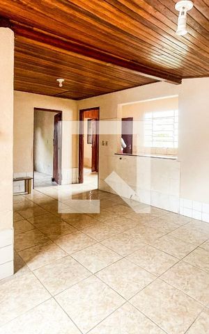 Casa à venda com 180m², 6 quartos e 2 vagasSala