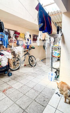 Casa à venda com 180m², 6 quartos e 2 vagasÁrea de Serviço
