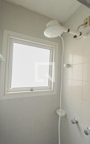 Apartamento à venda com 60m², 2 quartos e sem vagaBanheiro
