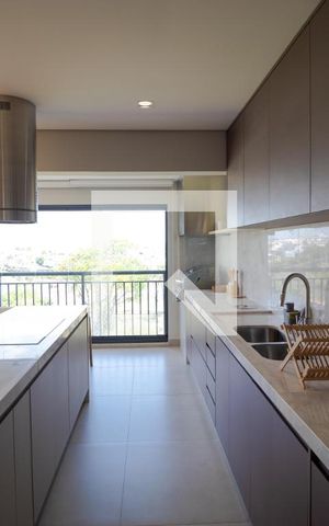 Apartamento à venda com 130m², 3 quartos e 2 vagas Apartamento à venda com 130m², 3 quartos e 2 vagasCozinha