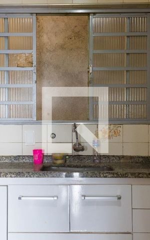 Casa à venda com 400m², 3 quartos e 4 vagas Casa à venda com 400m², 3 quartos e 4 vagasCozinha