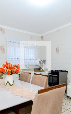 Casa à venda com 181m², 3 quartos e 2 vagasCozinha