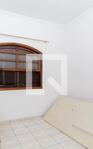 Casa à venda com 181m², 3 quartos e 2 vagasQuarto 2