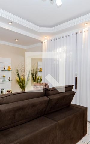 Casa à venda com 181m², 3 quartos e 2 vagasSala