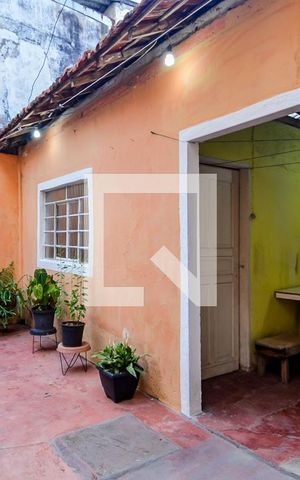 Casa à venda com 181m², 3 quartos e 2 vagasQuintal