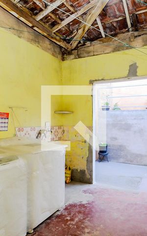 Casa à venda com 181m², 3 quartos e 2 vagasÁrea de Serviço
