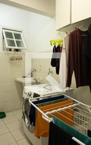 Casa de condomínio à venda com 128m², 3 quartos e 2 vagas Casa de condomínio à venda com 128m², 3 quartos e 2 vagasÁrea de Serviço
