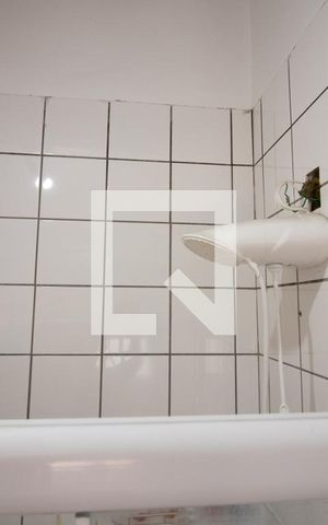 Casa de condomínio à venda com 128m², 3 quartos e 2 vagas Casa de condomínio à venda com 128m², 3 quartos e 2 vagasBanheiro do Quarto 1