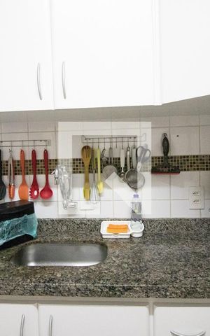 Casa de condomínio à venda com 128m², 3 quartos e 2 vagas Casa de condomínio à venda com 128m², 3 quartos e 2 vagasCozinha