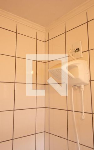 Casa de condomínio à venda com 128m², 3 quartos e 2 vagas Casa de condomínio à venda com 128m², 3 quartos e 2 vagasBanheiro Social