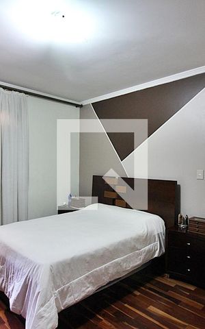 Casa à venda com 320m², 4 quartos e 3 vagasQuarto 1 - Suíte