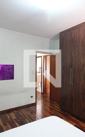 Casa à venda com 320m², 4 quartos e 3 vagasQuarto 1 - Suíte