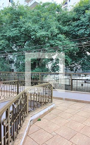 Casa à venda com 320m², 4 quartos e 3 vagasVaranda