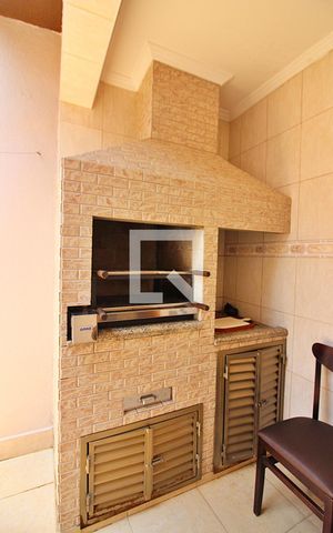 Casa à venda com 320m², 4 quartos e 3 vagasQuintal e Churrasqueira