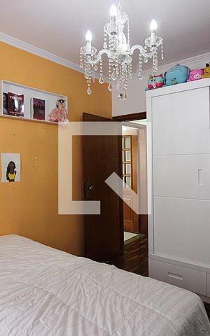 Casa à venda com 320m², 4 quartos e 3 vagasQuarto 2