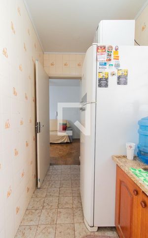 Apartamento à venda com 64m², 2 quartos e sem vaga Apartamento à venda com 64m², 2 quartos e sem vagaCozinha e Área de Serviço