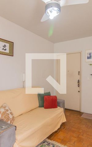 Apartamento à venda com 64m², 2 quartos e sem vaga Apartamento à venda com 64m², 2 quartos e sem vagaSala