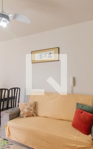 Apartamento à venda com 64m², 2 quartos e sem vaga Apartamento à venda com 64m², 2 quartos e sem vagaSala