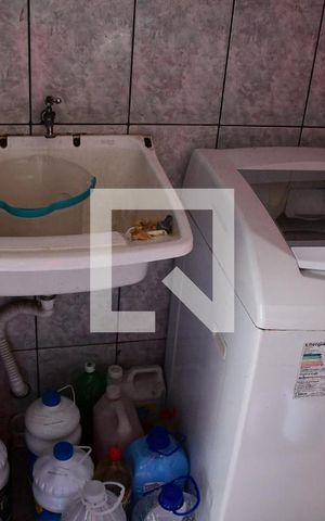 Casa para alugar com 250m², 3 quartos e 1 vagaÁrea de Serviço