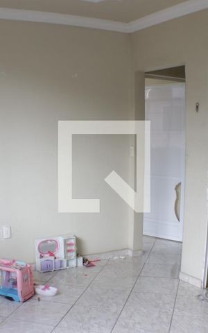 Casa à venda com 230m², 3 quartos e 2 vagasSala
