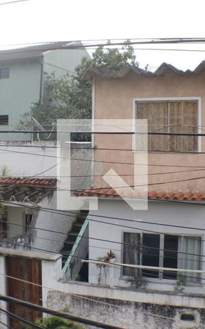 Casa à venda com 230m², 3 quartos e 2 vagasQuarto 2 - Suíte